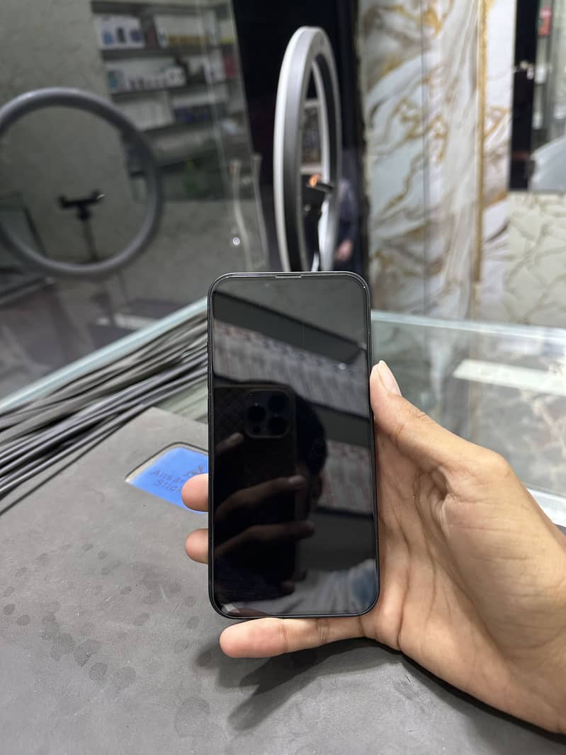 Apple iPhone 14 1