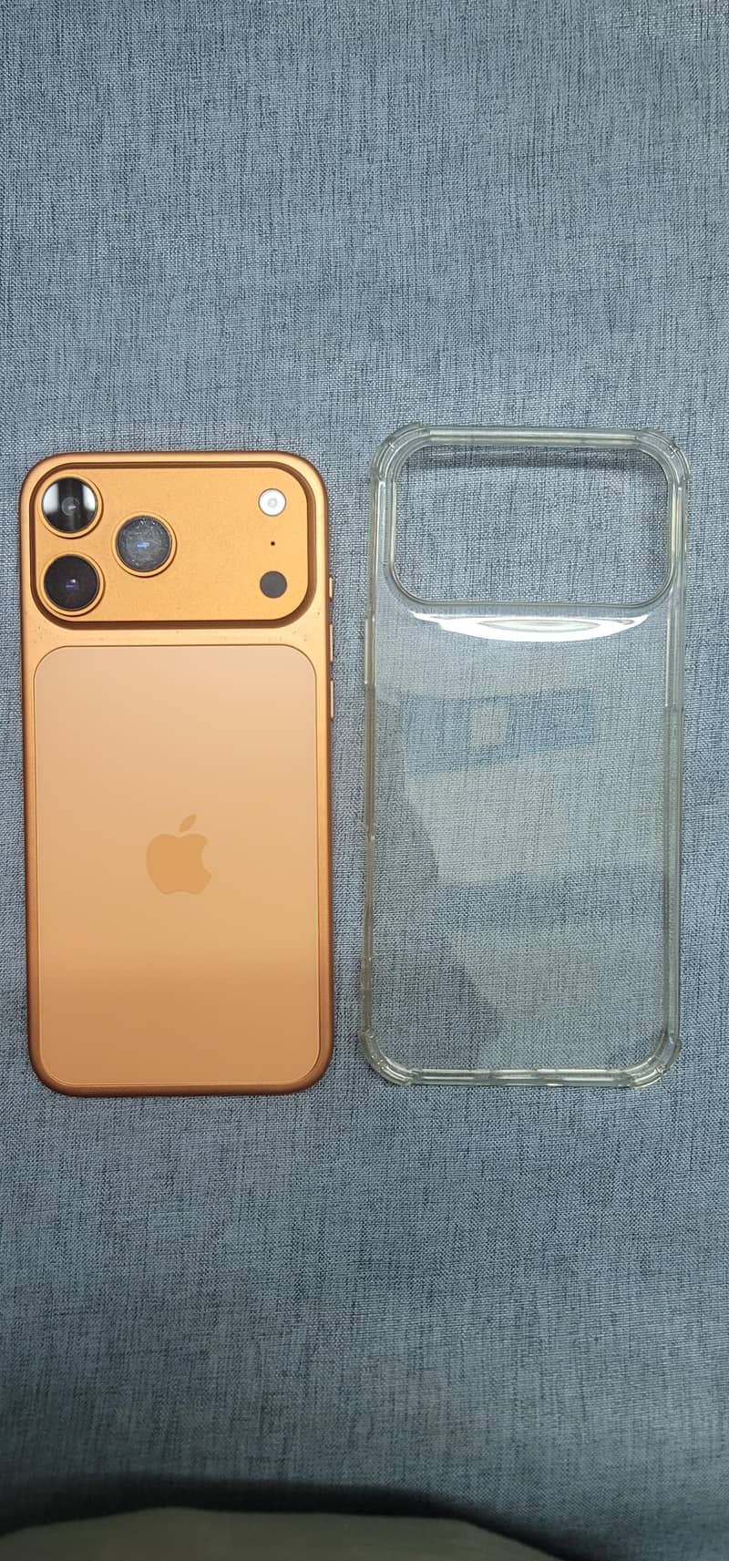Apple iPhone 17 Pro Max 0