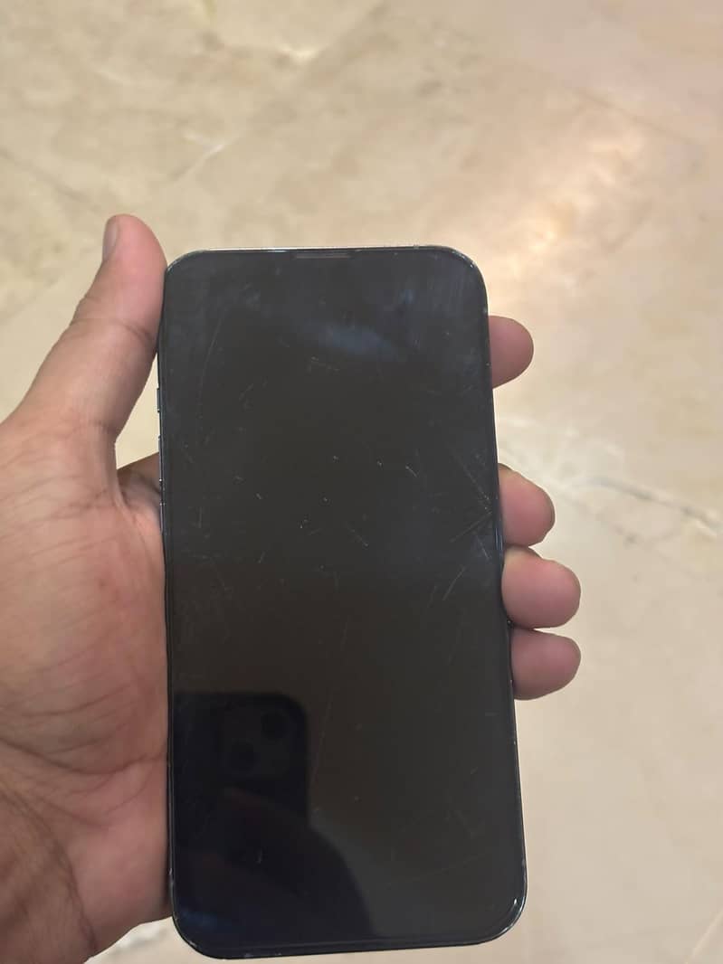 Apple iPhone 13 Pro 3