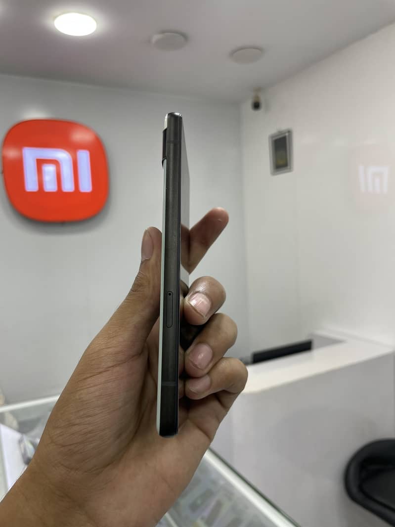 Google Pixel 6a 5