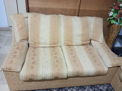 7 seater sofa set for urgent sale