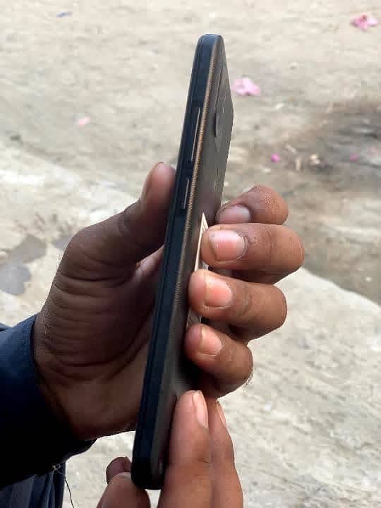 Xiaomi Mi A2 4