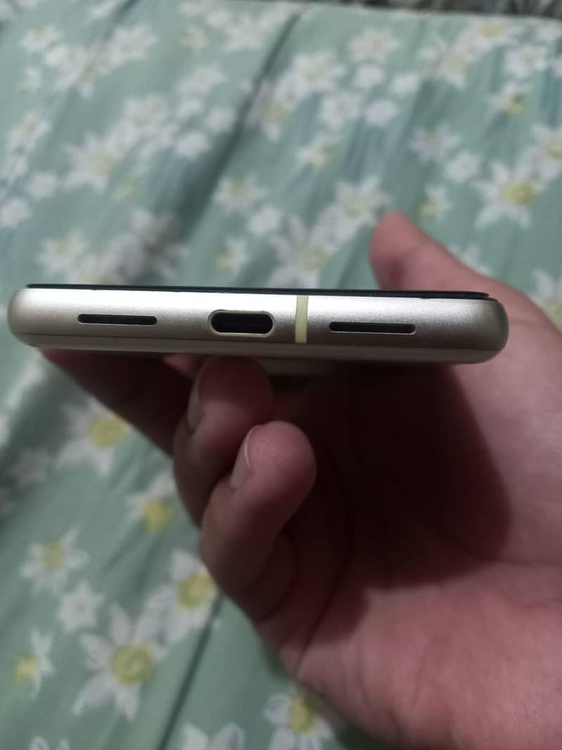 Google Pixel 7 3