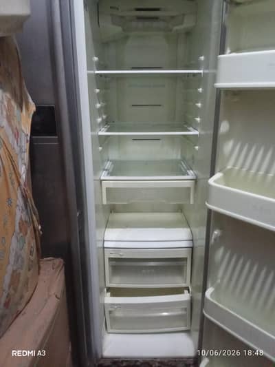 LG FRIDGE