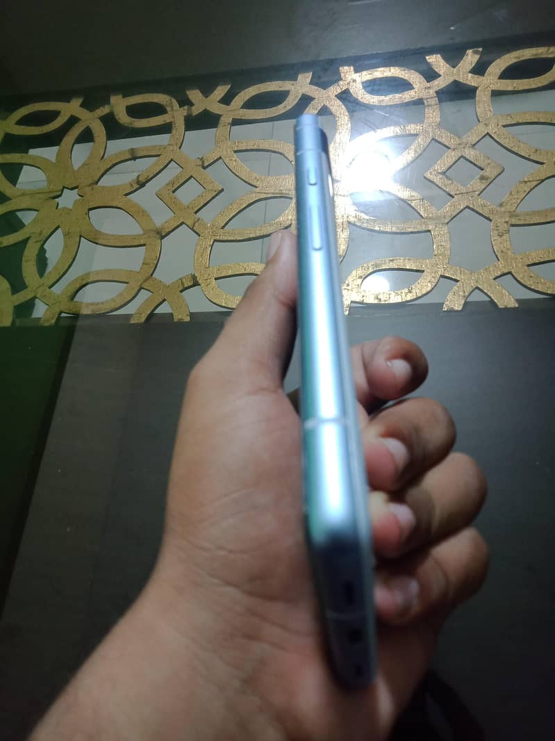 Google Pixel 7a 3