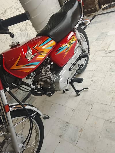 Honda 125 Islamabad number