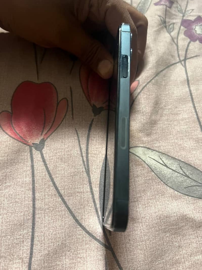 Iphone 12 Pro 1