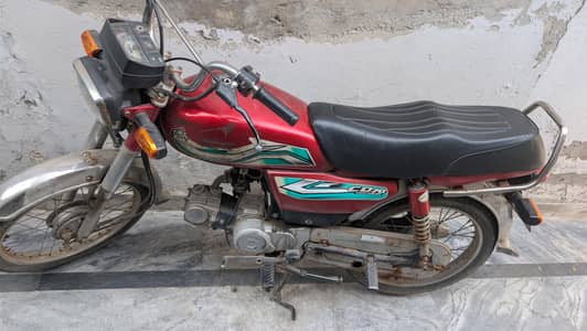 Honda CD70 Red Color