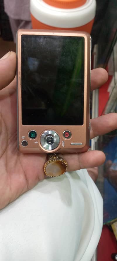 Casio camera exzs180 with battery charger