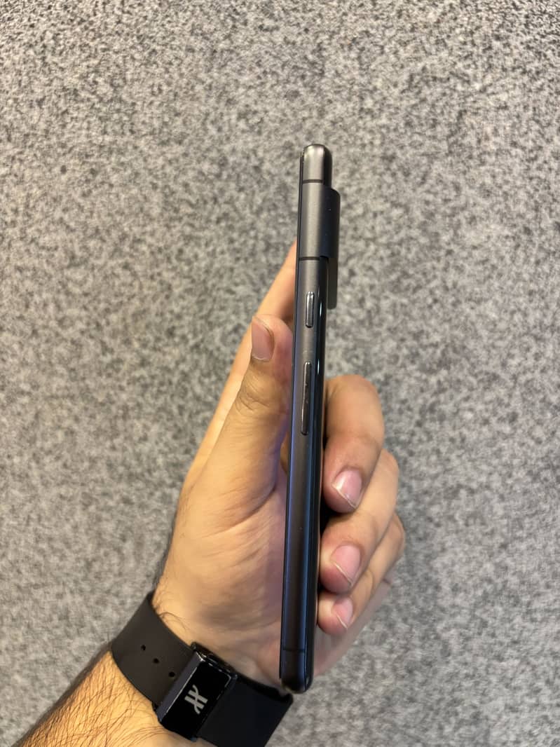 Google Pixel 7 5