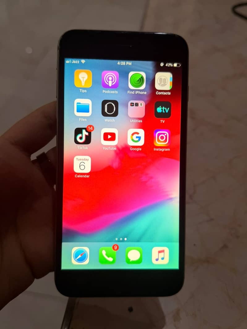 Apple iPhone 6 plus 4