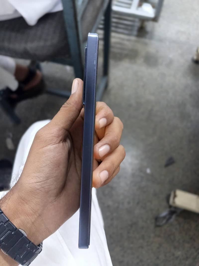 Infinix Note 40 4