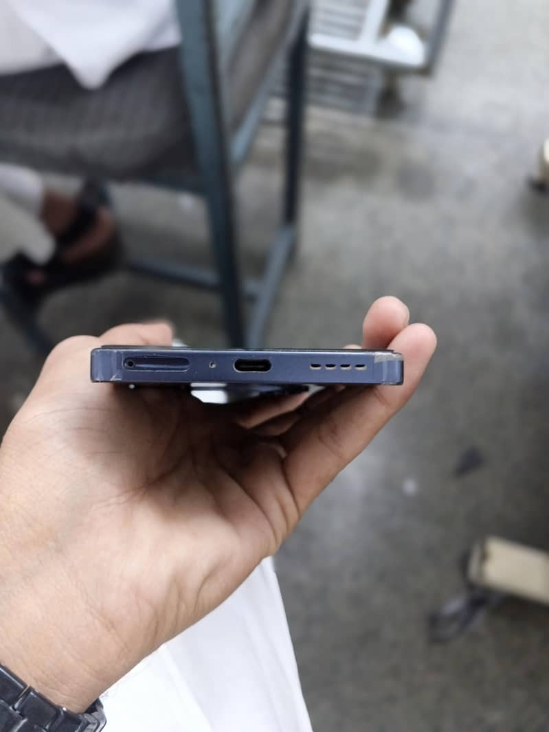 Infinix Note 40 5