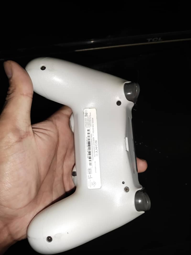 PS4 slim 03014902500 6