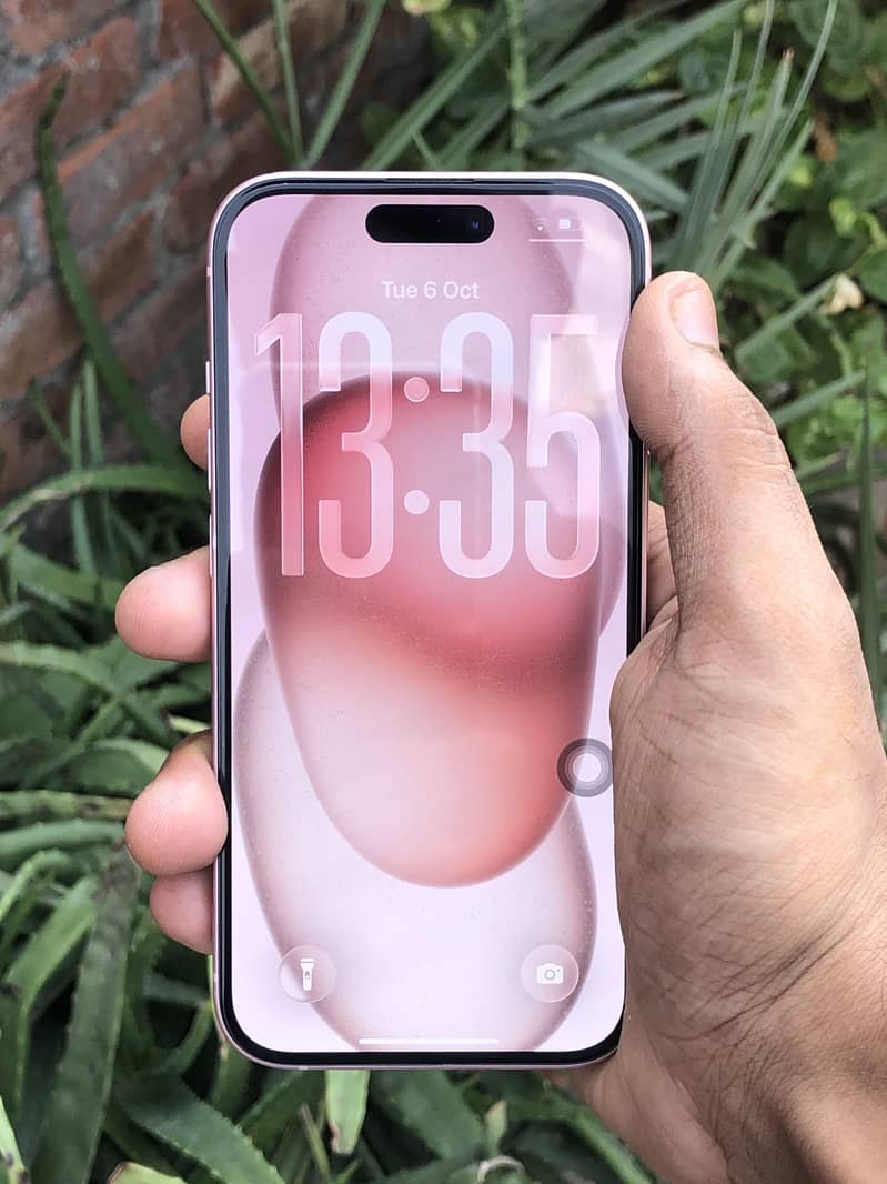 Apple iPhone 15 0