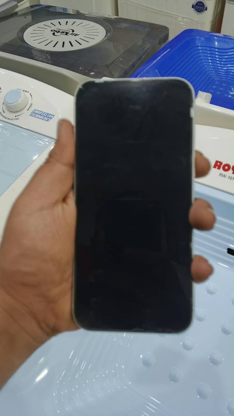 Apple iPhone 17 Pro Max 0