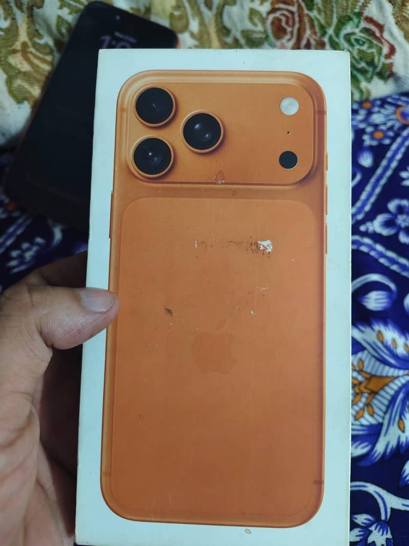 Apple iPhone 17 Pro Max 2