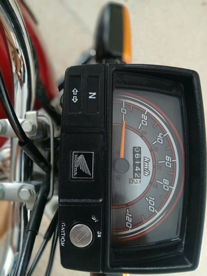 Honda CD 70 8