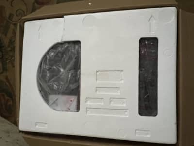 Microwave for sale, new condition market say kam rate main doonga