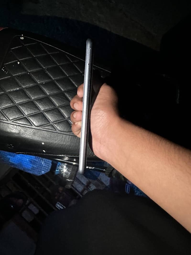 Vivo V21 2