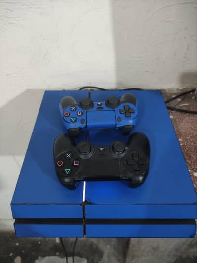 PS4 Account Jailbreak 1TB with 2 controllers