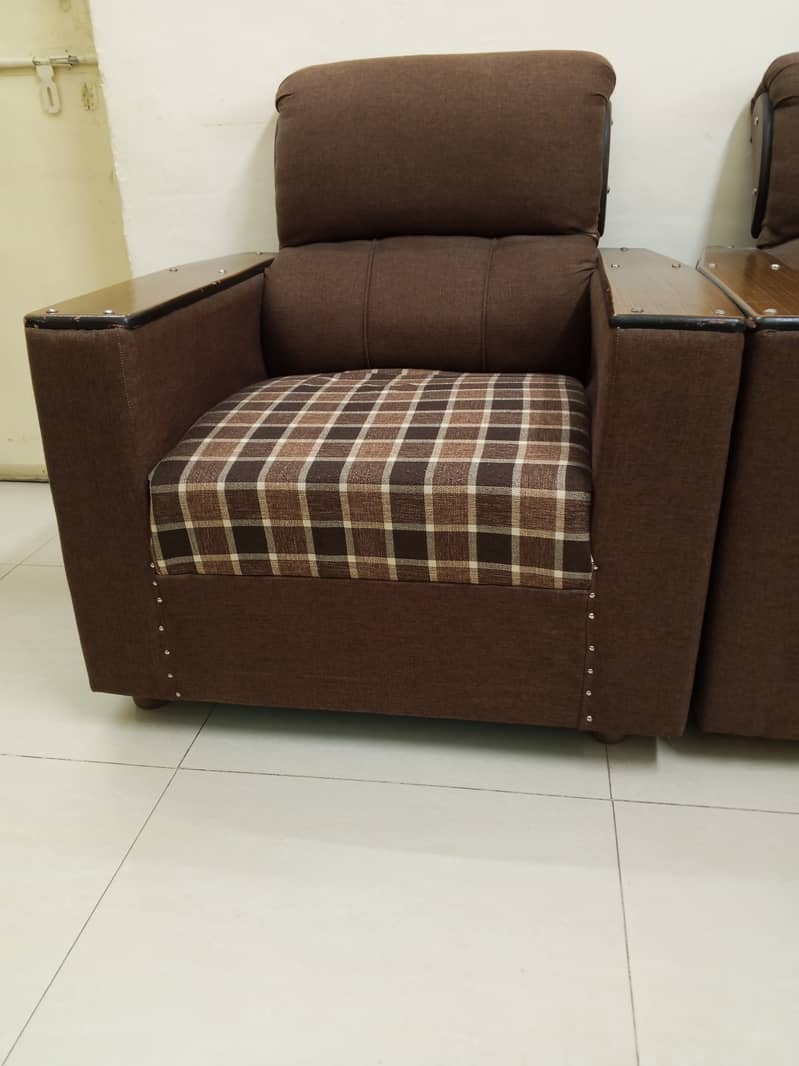 05 seater sofa 1