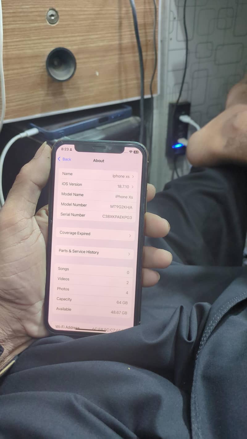 Apple iPhone Xs 2