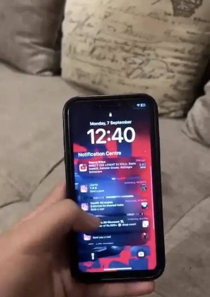 Apple iPhone XR 1