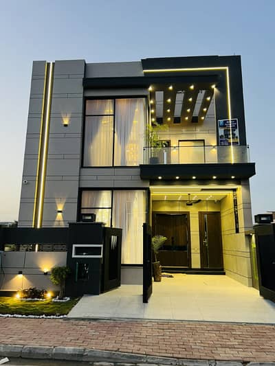 05 Marla Beautiful House Sector E Bahria Town Lahore