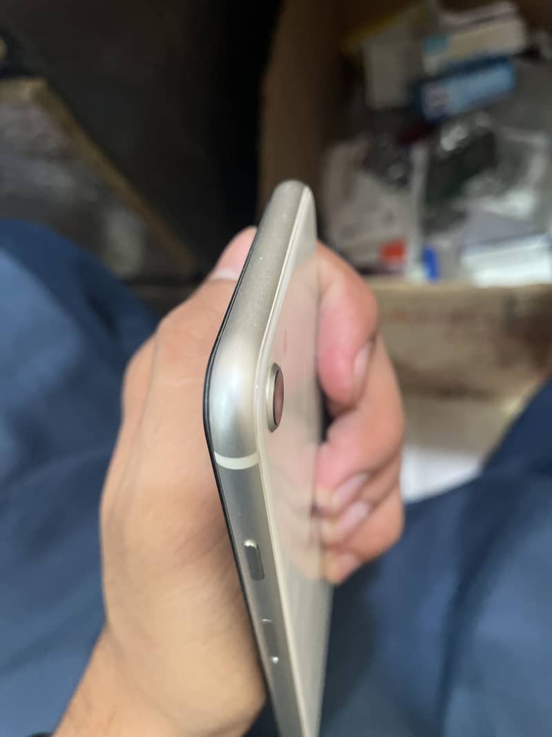 Apple iPhone SE 2