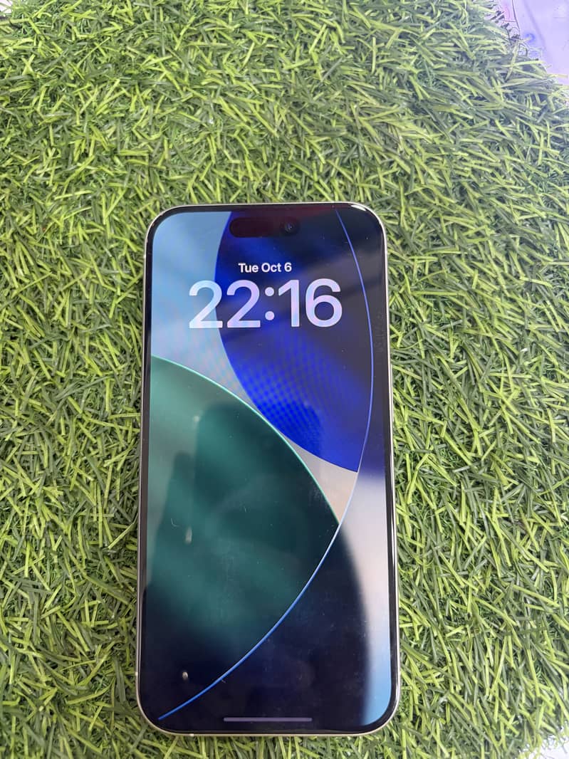 Apple iPhone 15 Pro 0