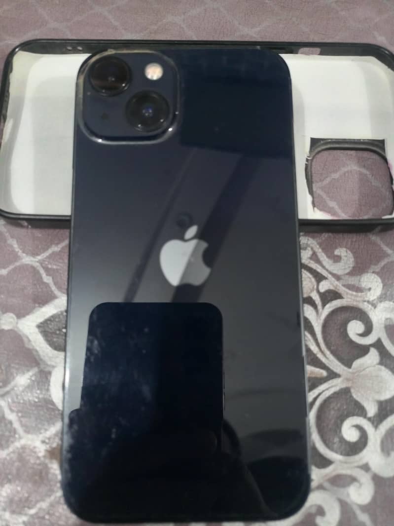 Apple iPhone 13 2