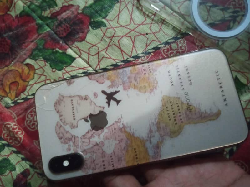 Apple iPhone XS 3