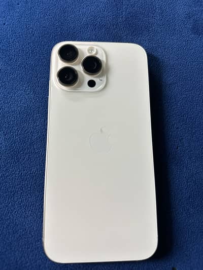 Apple iPhone 16 Pro Max