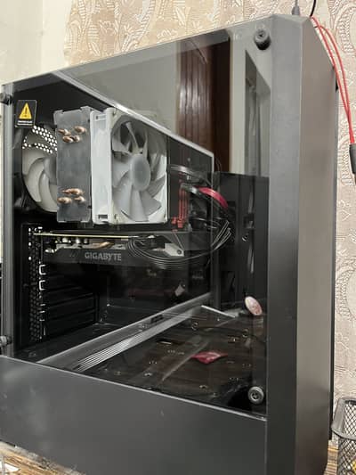 GEFORCE GTX 1660 ti 6 GB DDR6 GPU and Dragon Blaze Gaming Case
