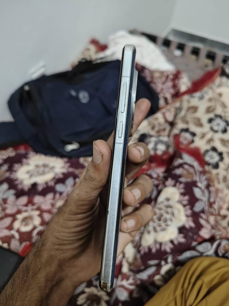One Plus 13 16/512 6