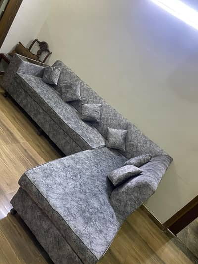 L-Shaped Sofa set , stylish & comfortable, Excellent condition