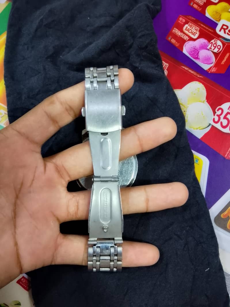watch 3