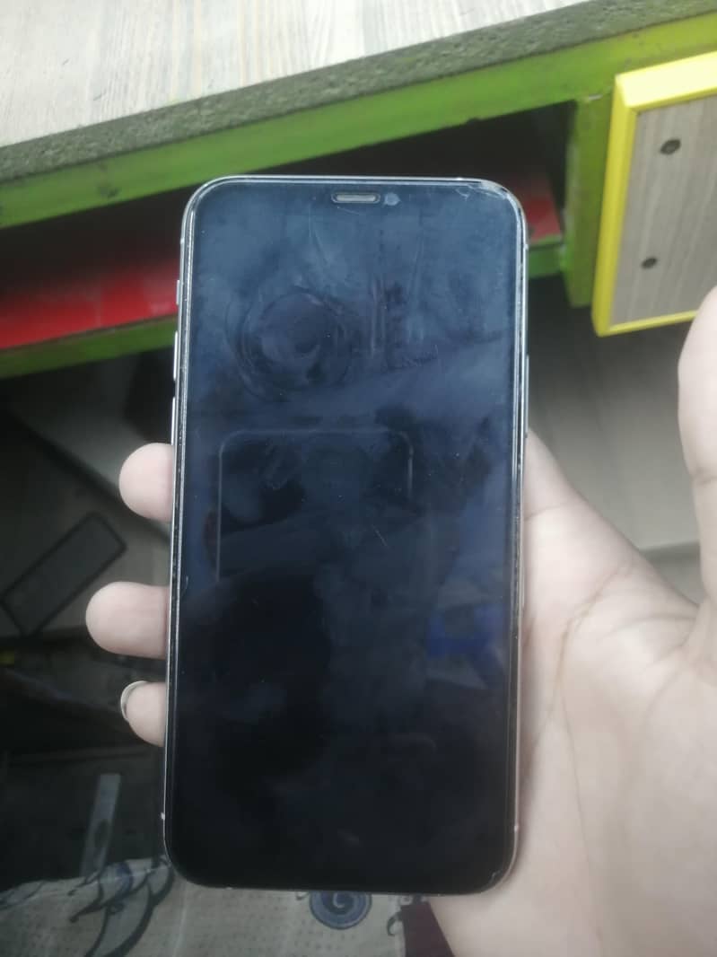 Apple iPhone 11 Pro 1
