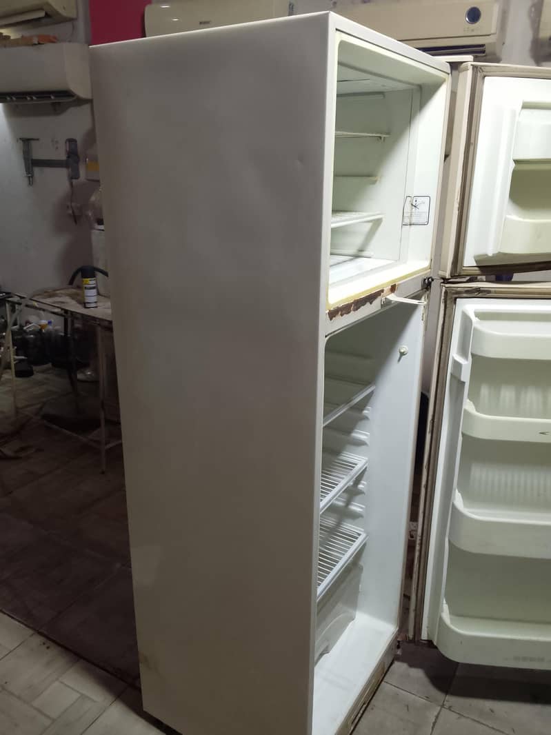Dawlance fridge 7
