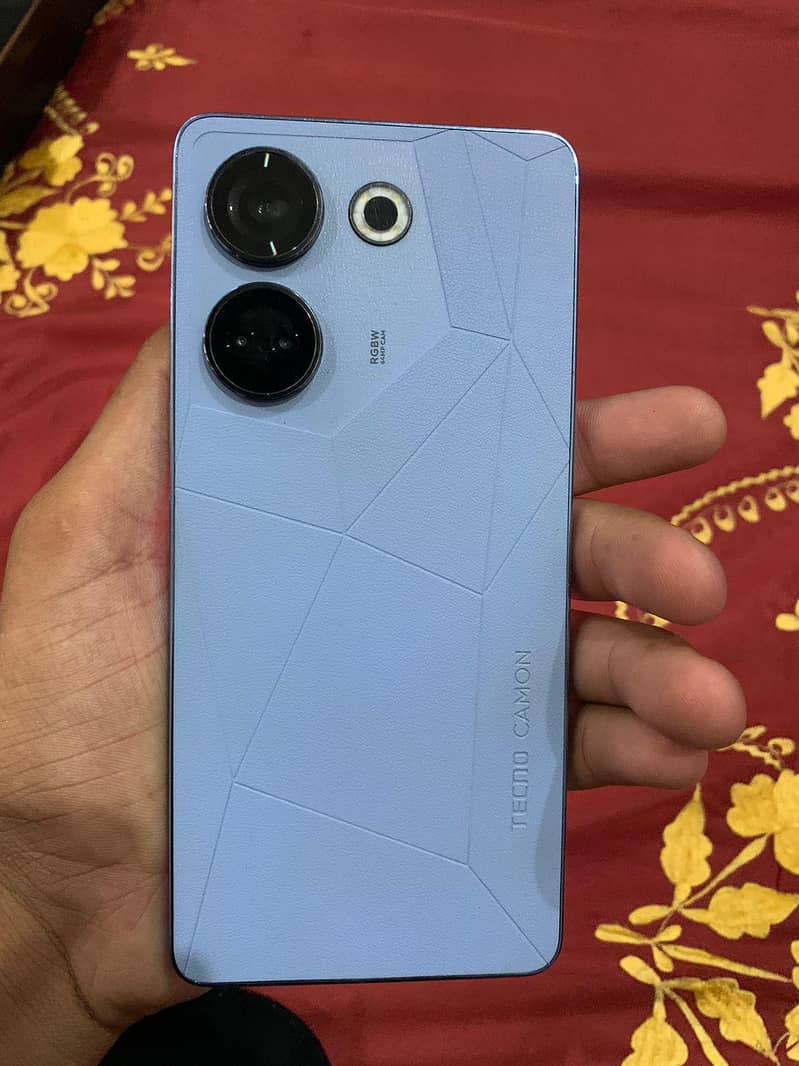 Tecno CAMON 20 1