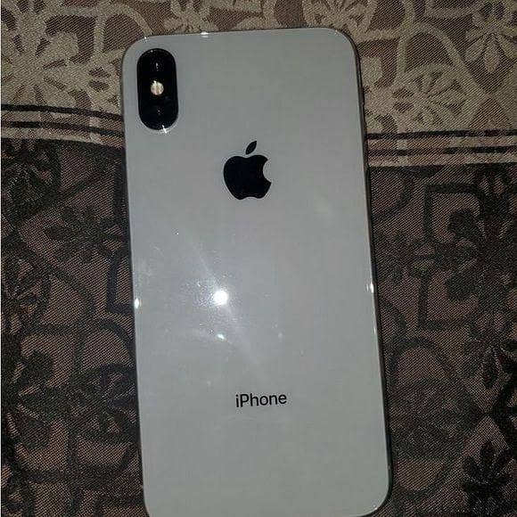 Apple iPhone X 3