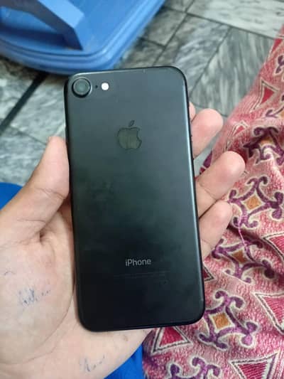 Apple iPhone 7