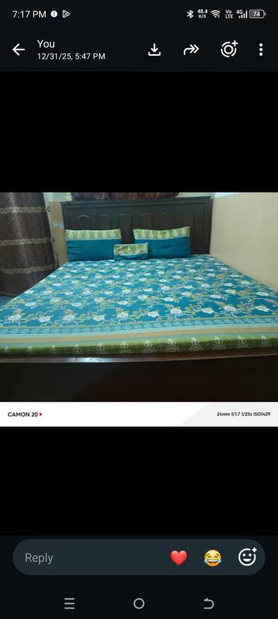 king size wooden bed
