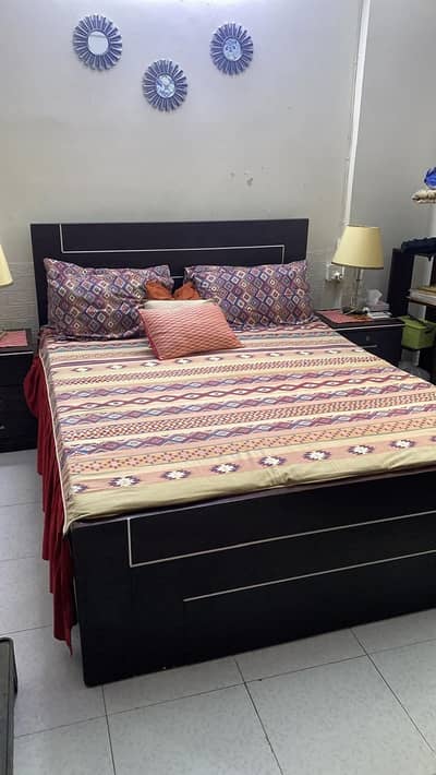 Queen bed for sale