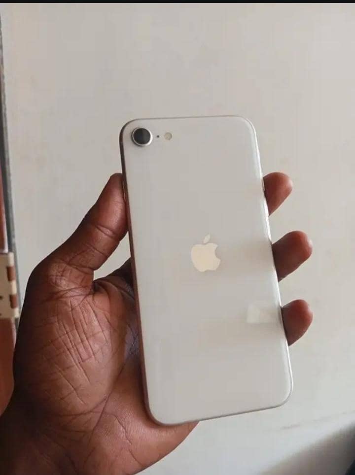 Apple iPhone SE 3rd generation latest version 0