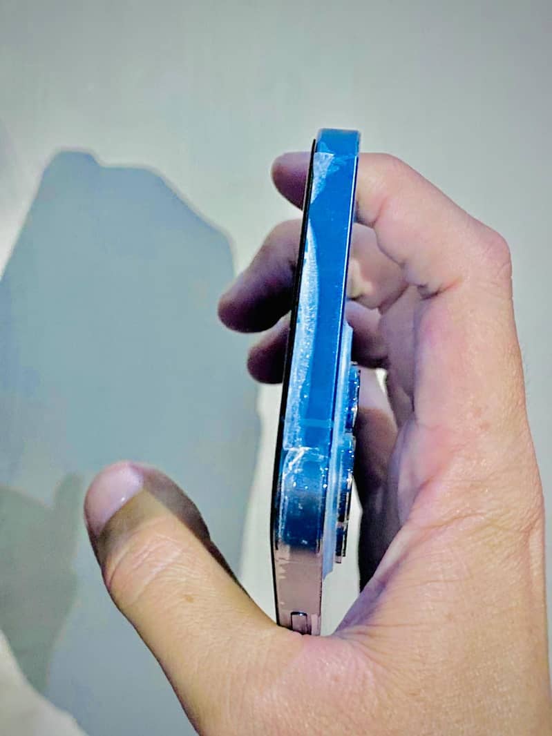 Apple iPhone 13 Pro Max 9