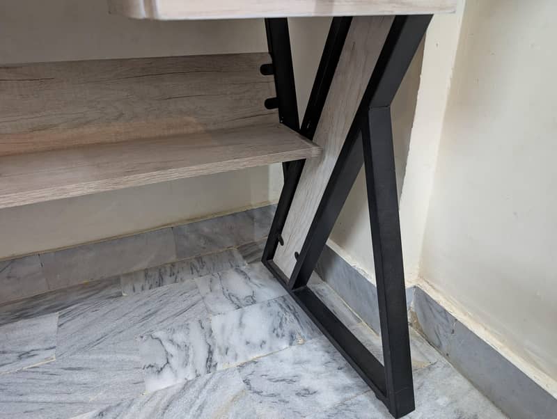 Computer Table with Chair 4