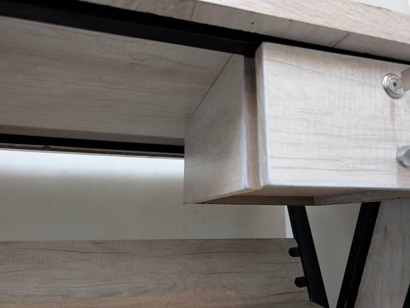 Computer Table with Chair 7