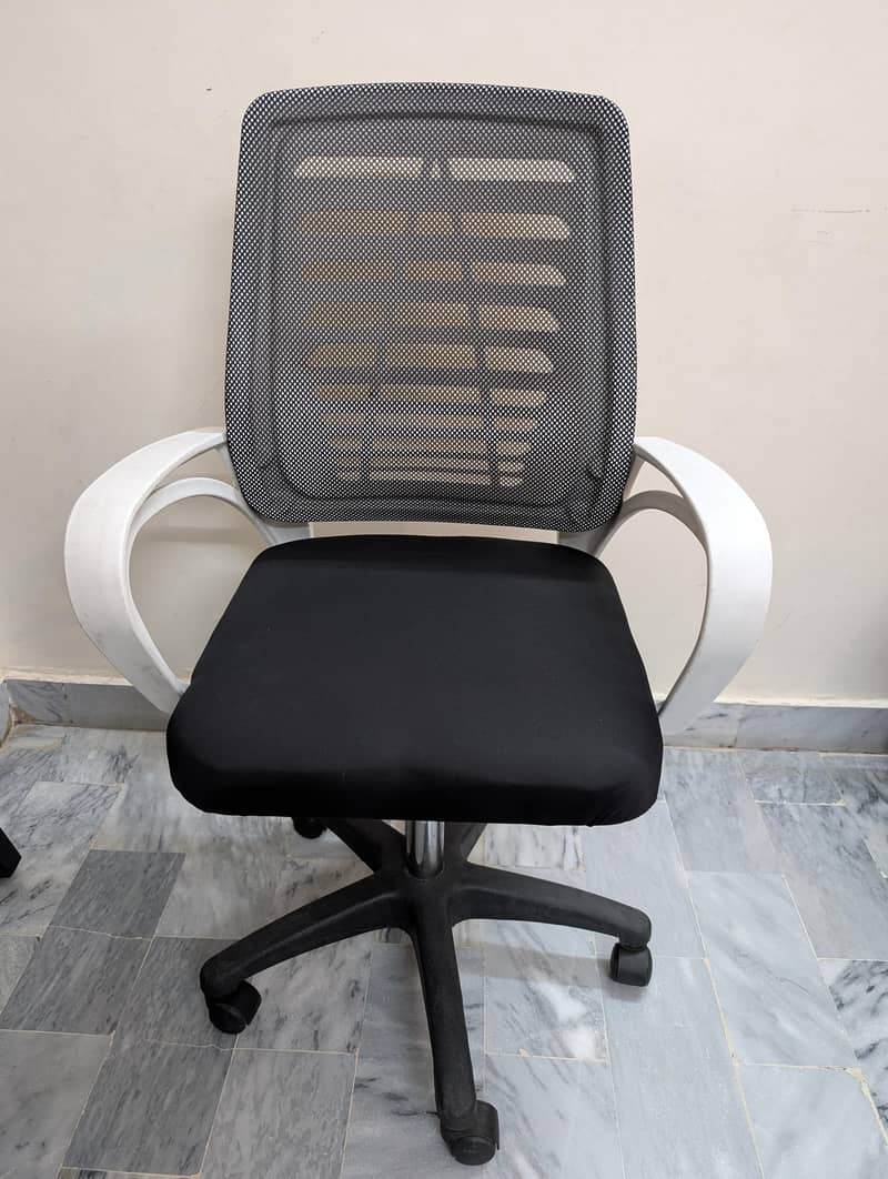 Computer Table with Chair 8